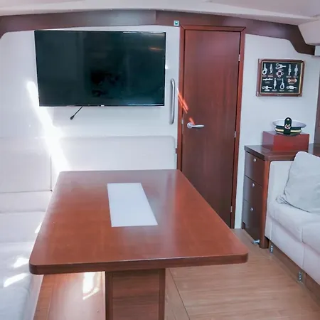 Båthotell Exclusive Yacht Sailing Boat San Marco *